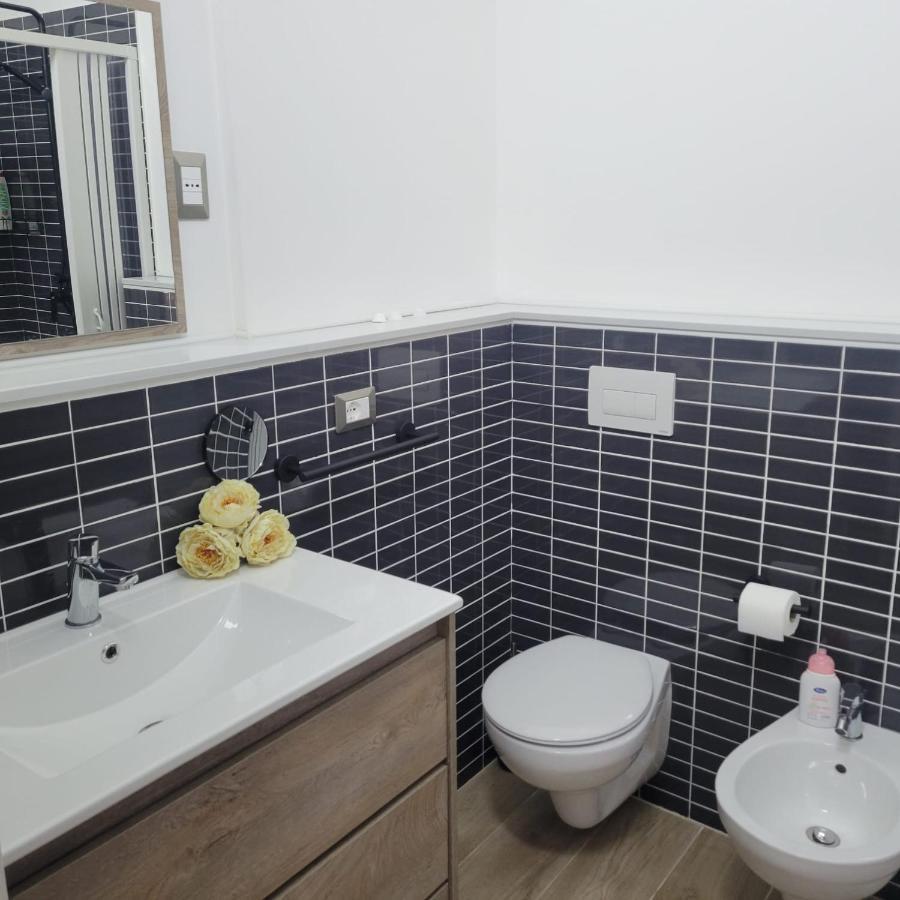 B&B Dei Sogni In Centro, Con Facilita Di Parcheggio 科森扎 外观 照片