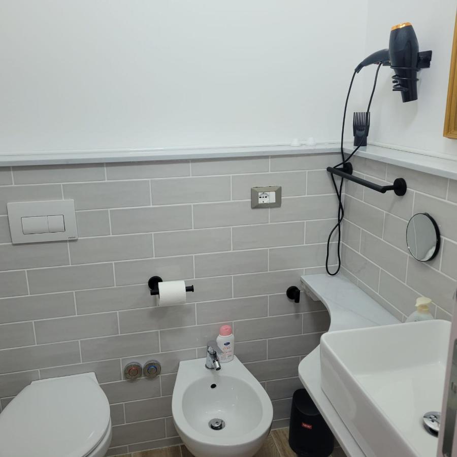 B&B Dei Sogni In Centro, Con Facilita Di Parcheggio 科森扎 外观 照片