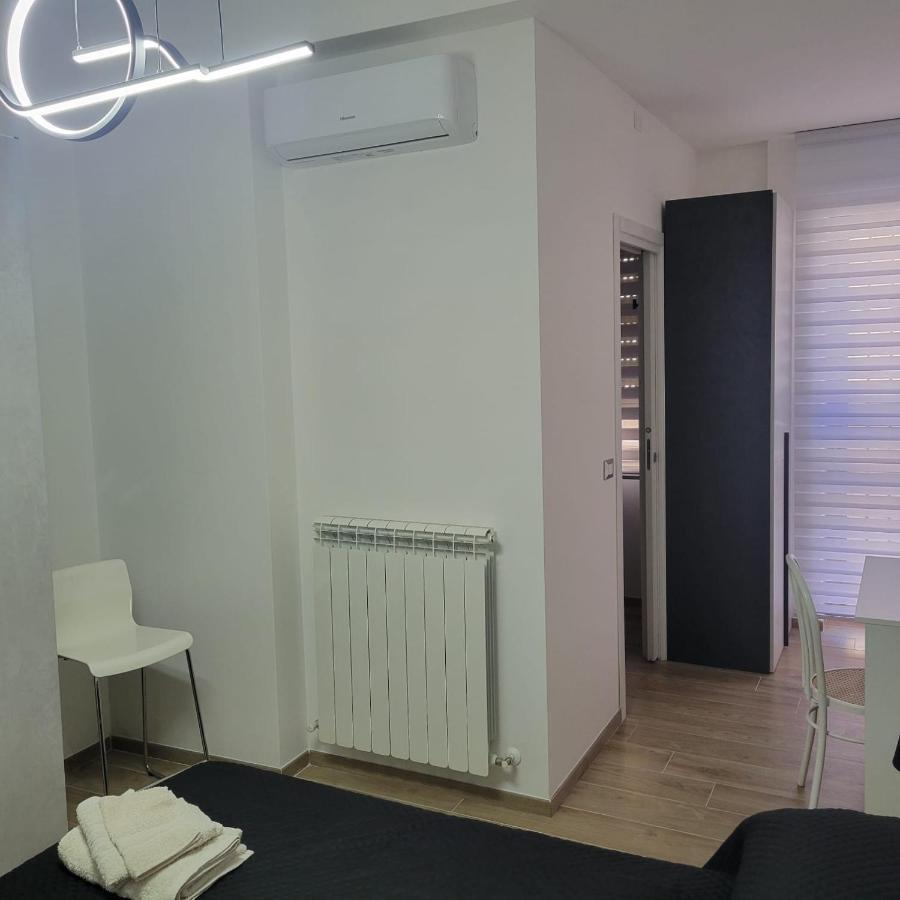 B&B Dei Sogni In Centro, Con Facilita Di Parcheggio 科森扎 外观 照片